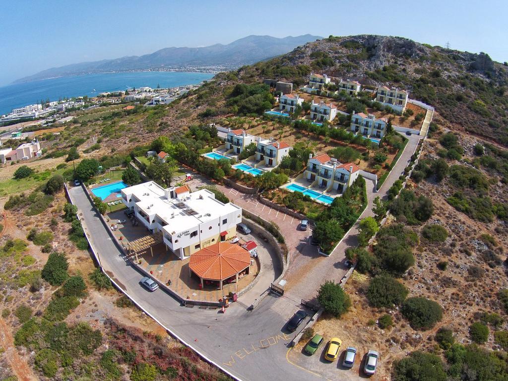 خيرسونِسوس Golden Villas - Hotel Apartments & Villas المظهر الخارجي الصورة