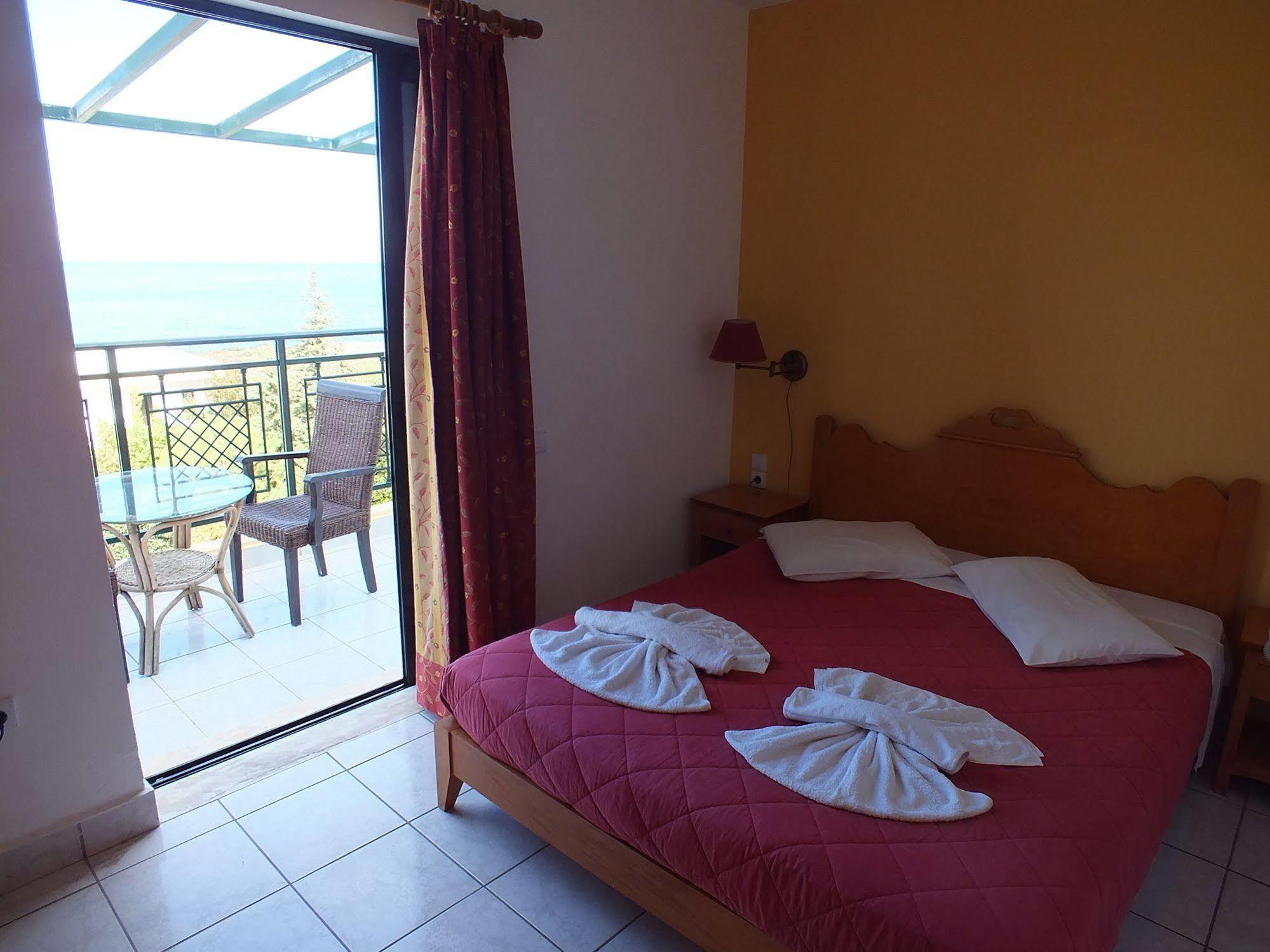 خيرسونِسوس Golden Villas - Hotel Apartments & Villas المظهر الخارجي الصورة