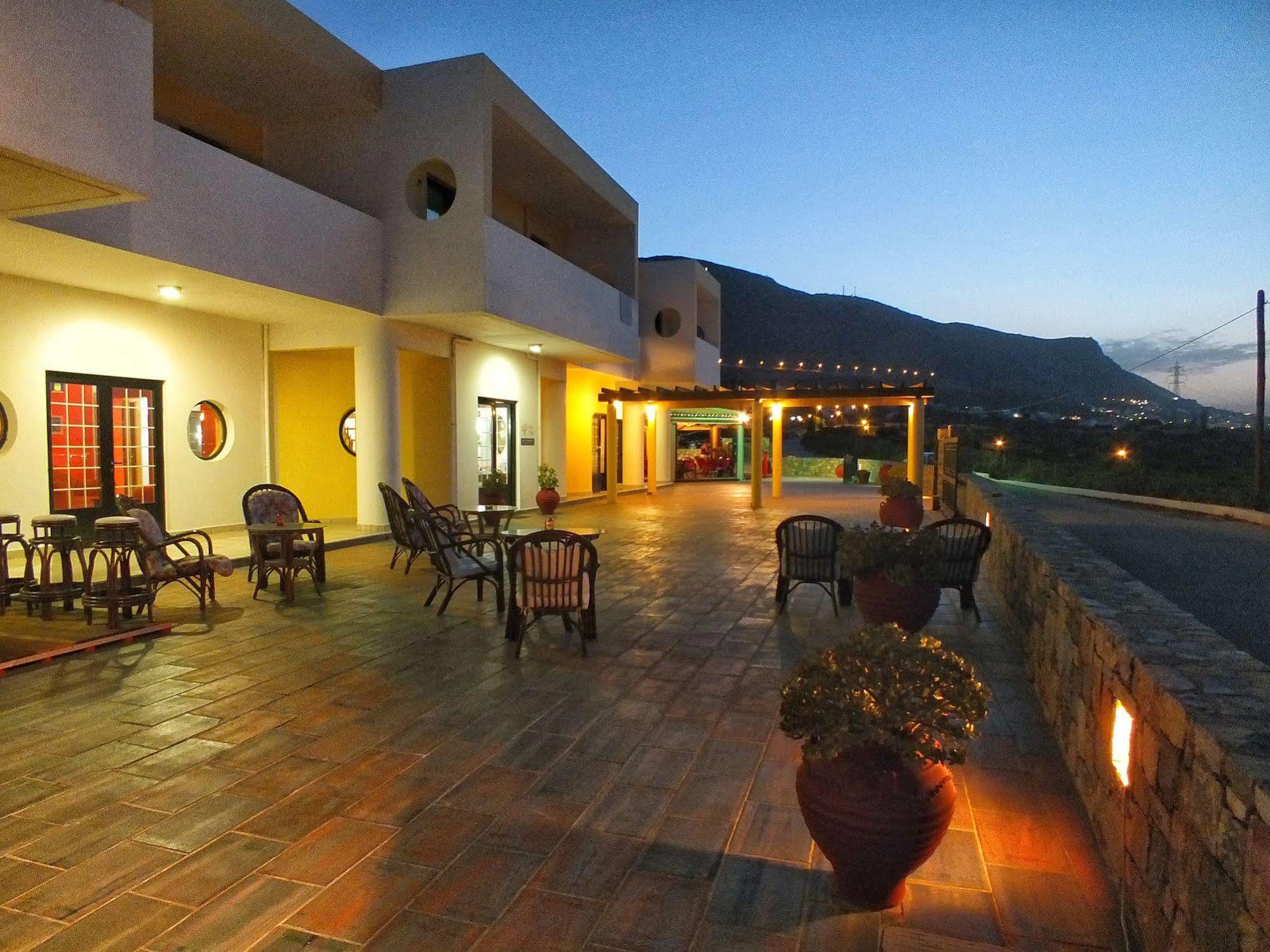خيرسونِسوس Golden Villas - Hotel Apartments & Villas المظهر الخارجي الصورة