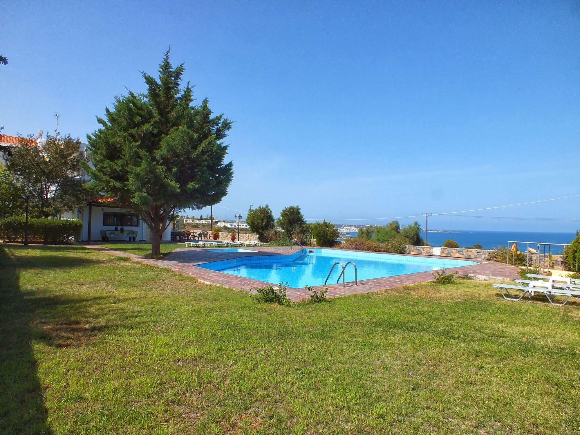 خيرسونِسوس Golden Villas - Hotel Apartments & Villas المظهر الخارجي الصورة