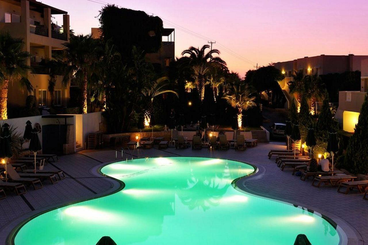 خيرسونِسوس Golden Villas - Hotel Apartments & Villas المظهر الخارجي الصورة